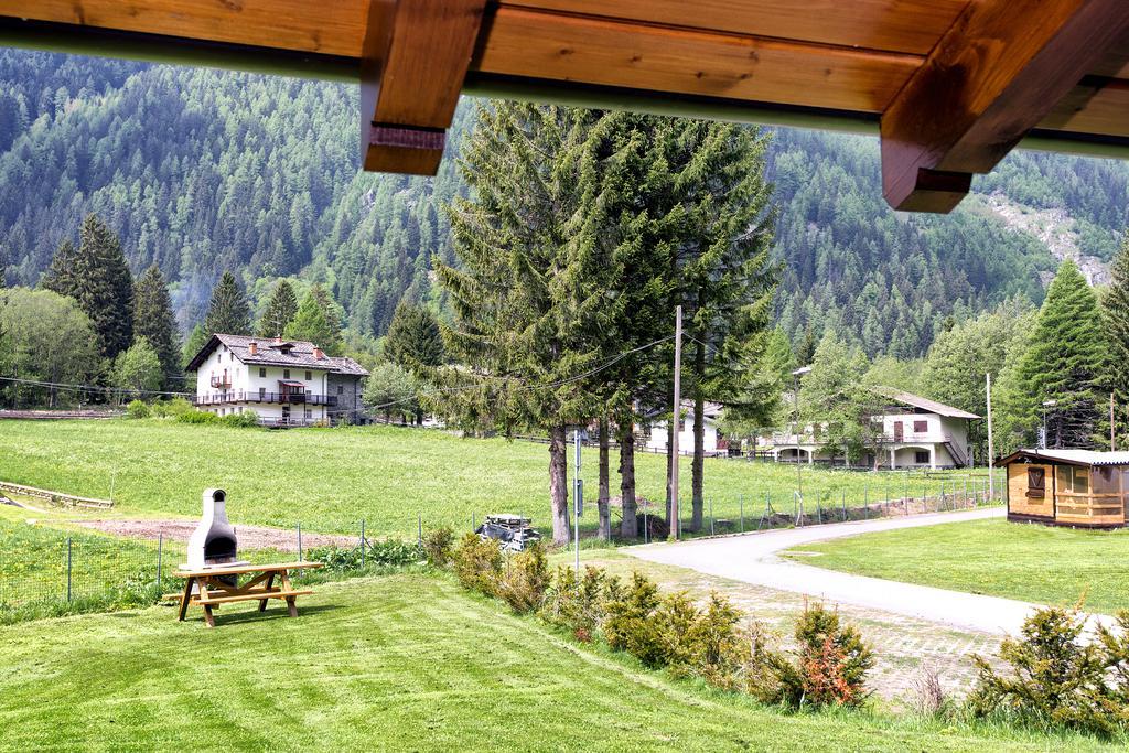 Margherita Camping & Resort Gressoney-Saint-Jean Chambre photo